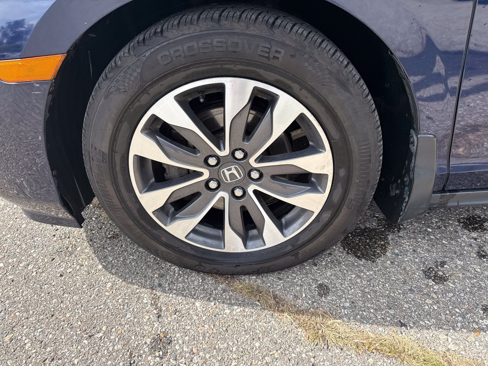 Used 2024 Honda Odyssey EX-L image 3