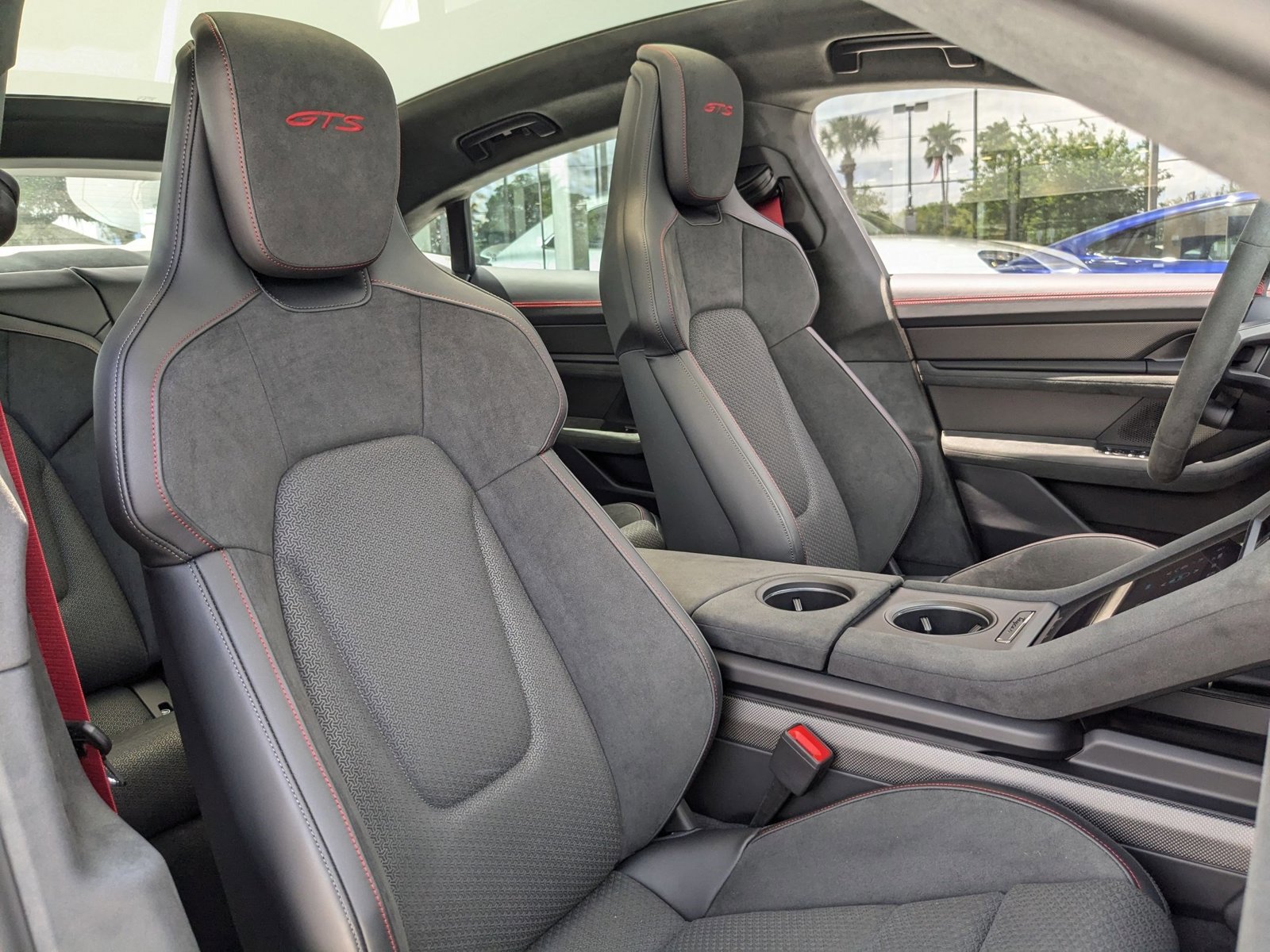 New 2025 Porsche Taycan GTS AWD/4WD image 27