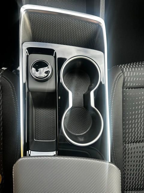 New 2026 Chevrolet Equinox LT image 24