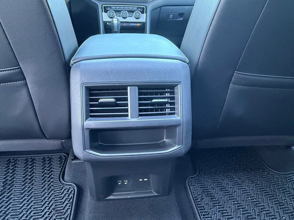 Used 2022 Volkswagen Atlas Cross Sport SEL R-Line image 63