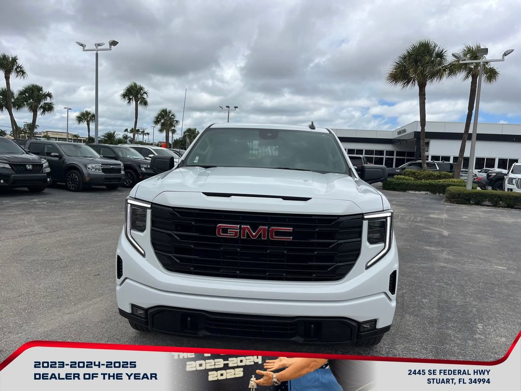 Used 2024 GMC Sierra 1500 Elevation image 2