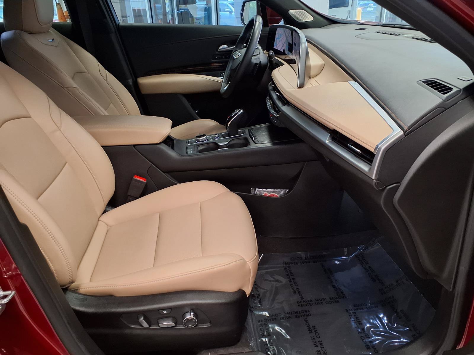 Certified 2024 Cadillac XT4 Premium Luxury AWD/4WD image 10