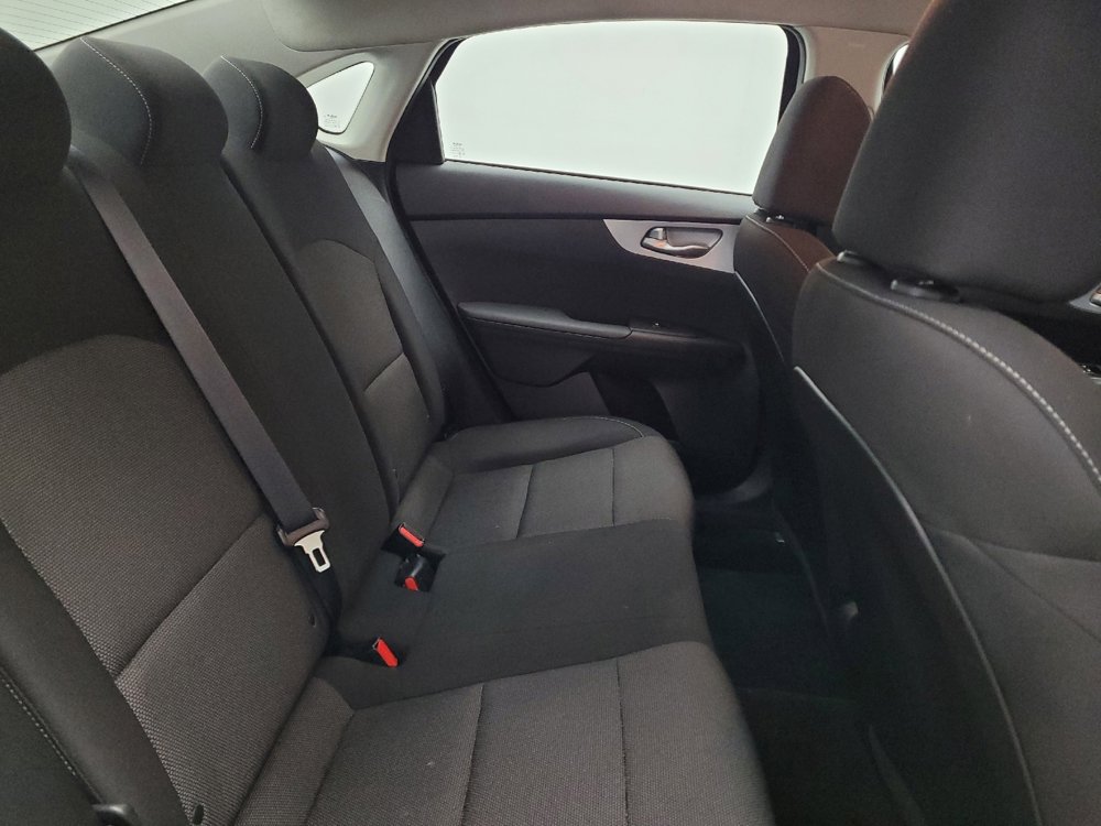 Used 2022 Kia Forte LXS w/ LXS Technology Package image 19