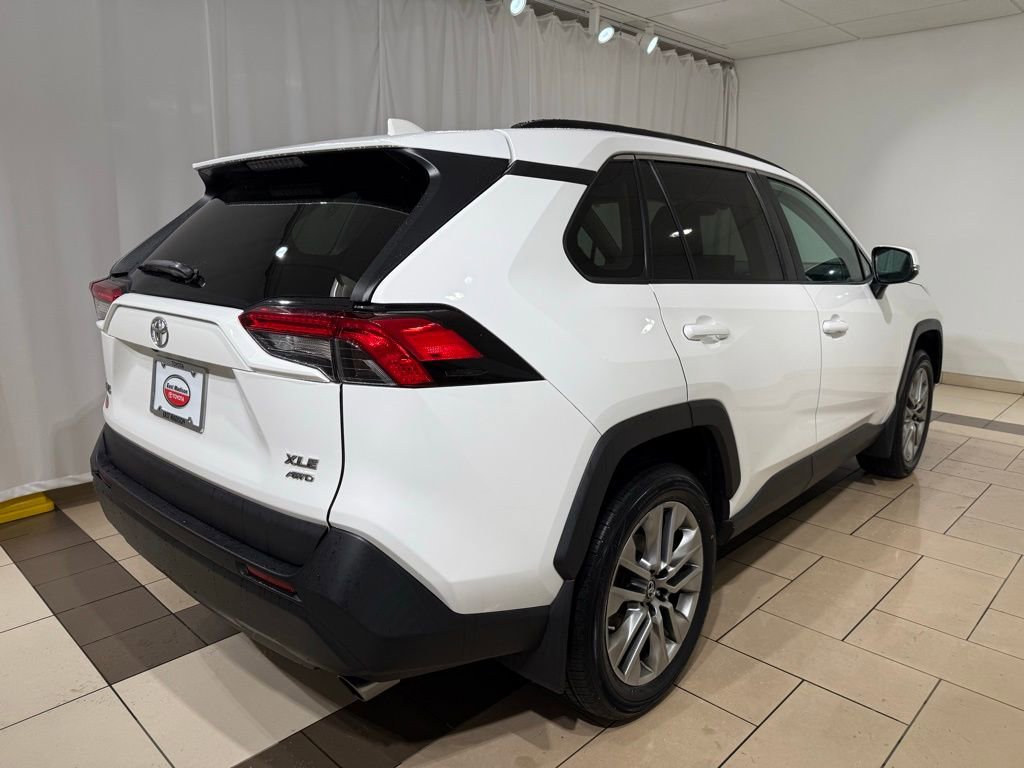Used 2019 Toyota RAV4 XLE Premium w/ Cold Weather Package image 5