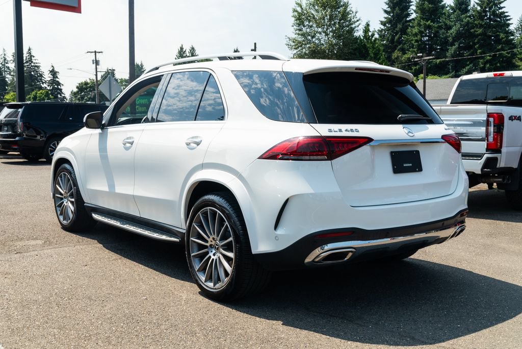 Used 2021 Mercedes-Benz GLE 450 4MATIC w/ AMG Line Exterior image 4