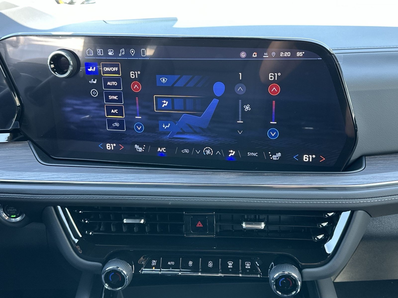 New 2026 Chevrolet Suburban LT w/ Advanced Technology Package AWD/4WD image 21