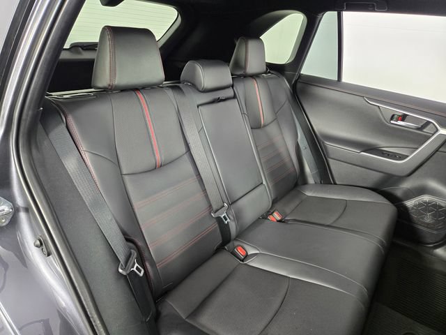 Used 2025 Toyota RAV4 XSE w/ Premium Package AWD/4WD image 16