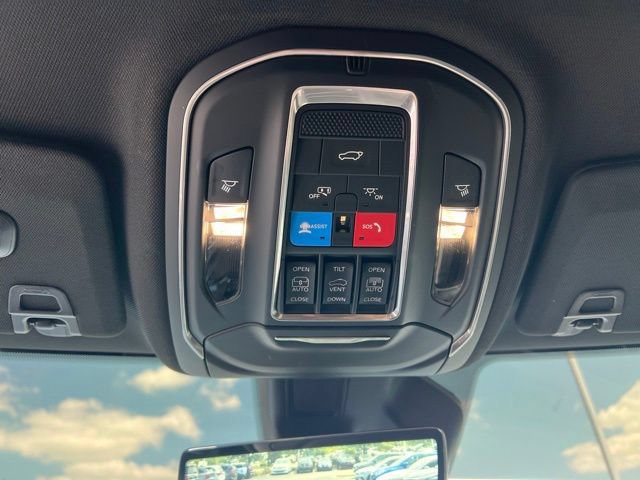 Used 2026 Jeep Grand Cherokee L Limited AWD/4WD image 28