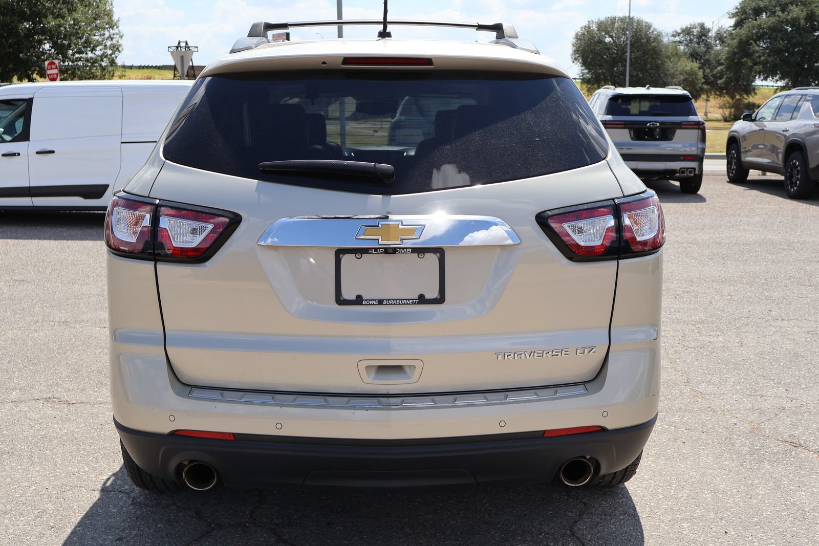 Used 2014 Chevrolet Traverse LTZ FWD image 7