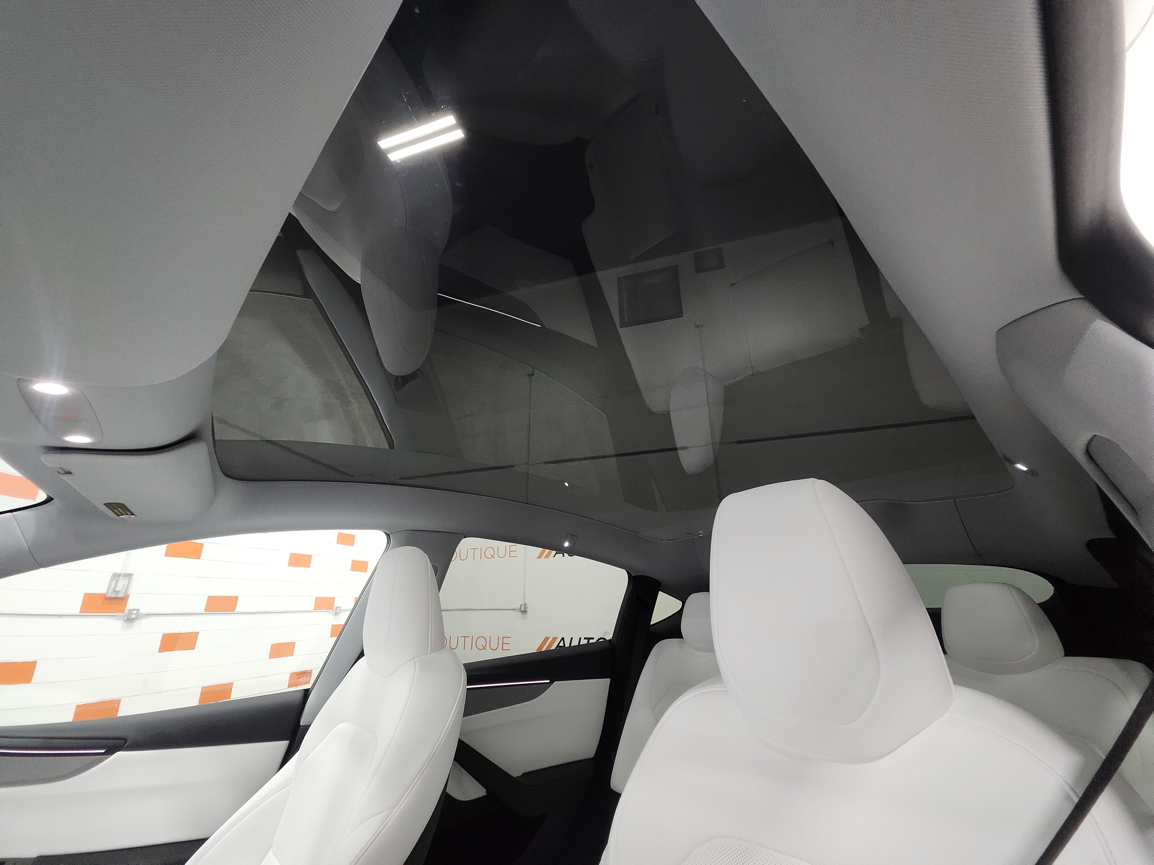 Used 2026 Tesla Model Y image 2