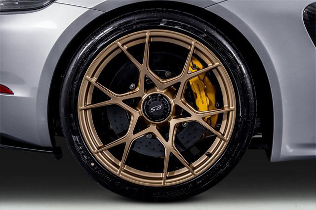 Used 2025 Porsche 718 Cayman GT4 RS image 11