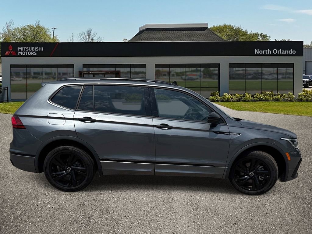 Used 2023 Volkswagen Tiguan SE R-Line image 6