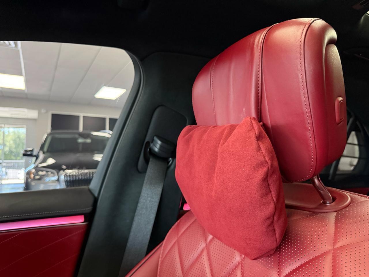 Used 2023 Mercedes-Benz S 500 4MATIC image 31