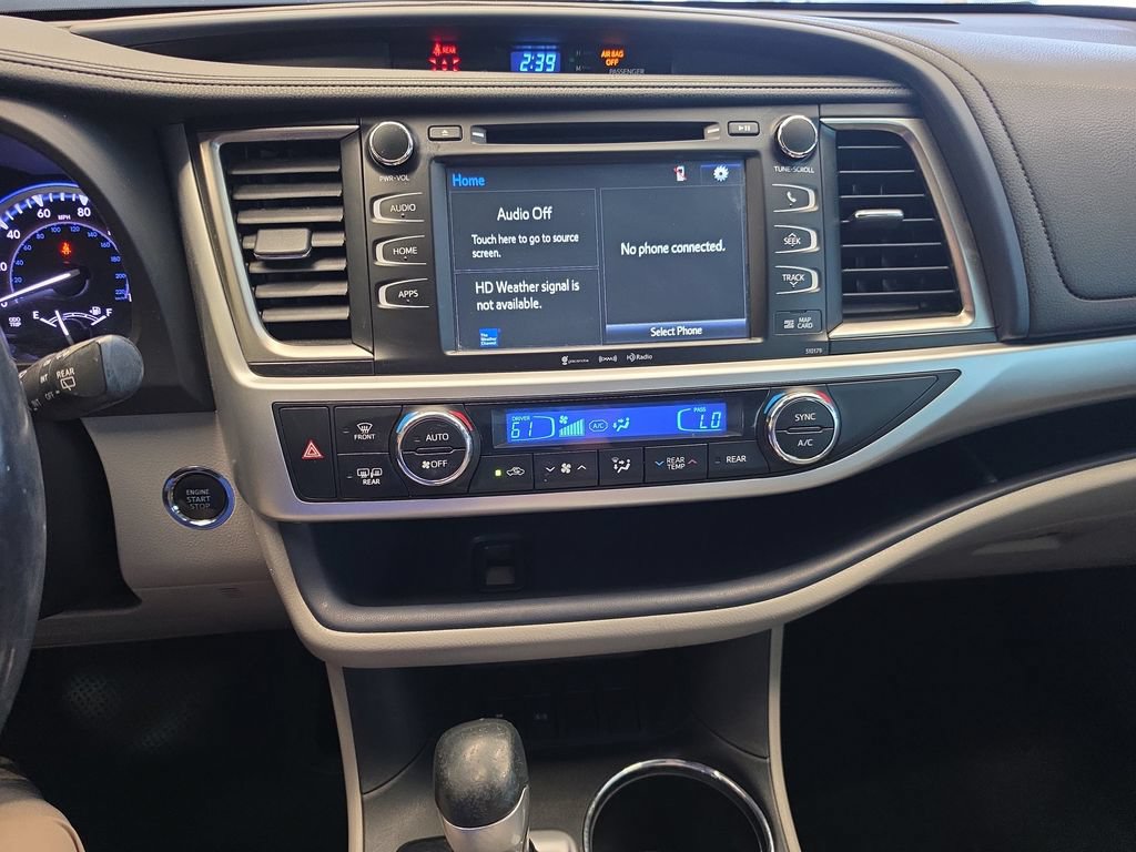 Used 2018 Toyota Highlander XLE FWD image 24