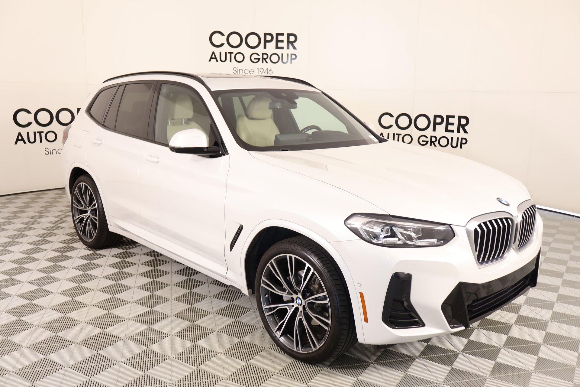 Used 2023 BMW X3 xDrive30i w/ M Sport Package image 1