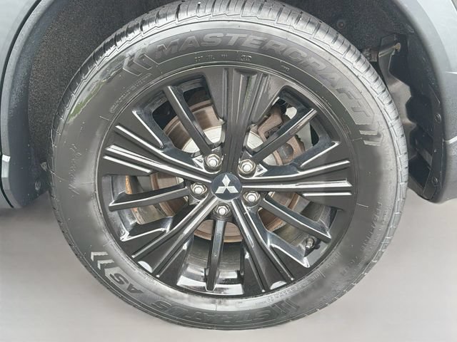 Used 2018 Mitsubishi Eclipse Cross LE AWD/4WD image 27