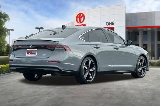 Used 2024 Honda Accord Sport image 4