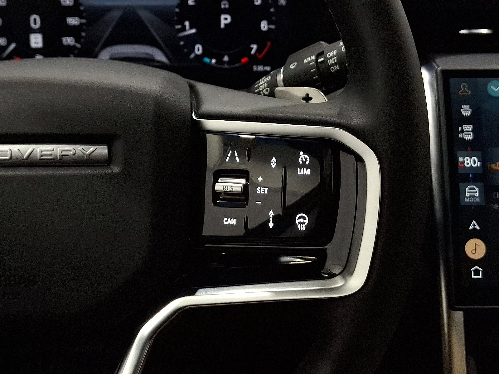 Certified 2025 Land Rover Discovery Sport S image 25