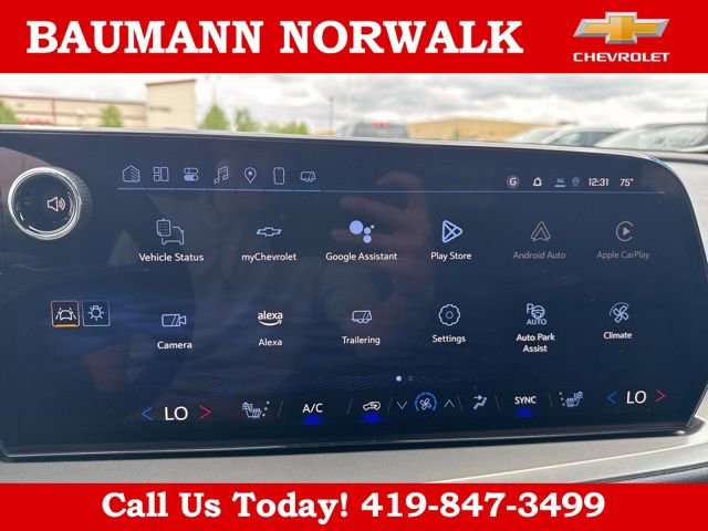 New 2025 Chevrolet Traverse LT w/ Enhanced Driving Package FWD image 23