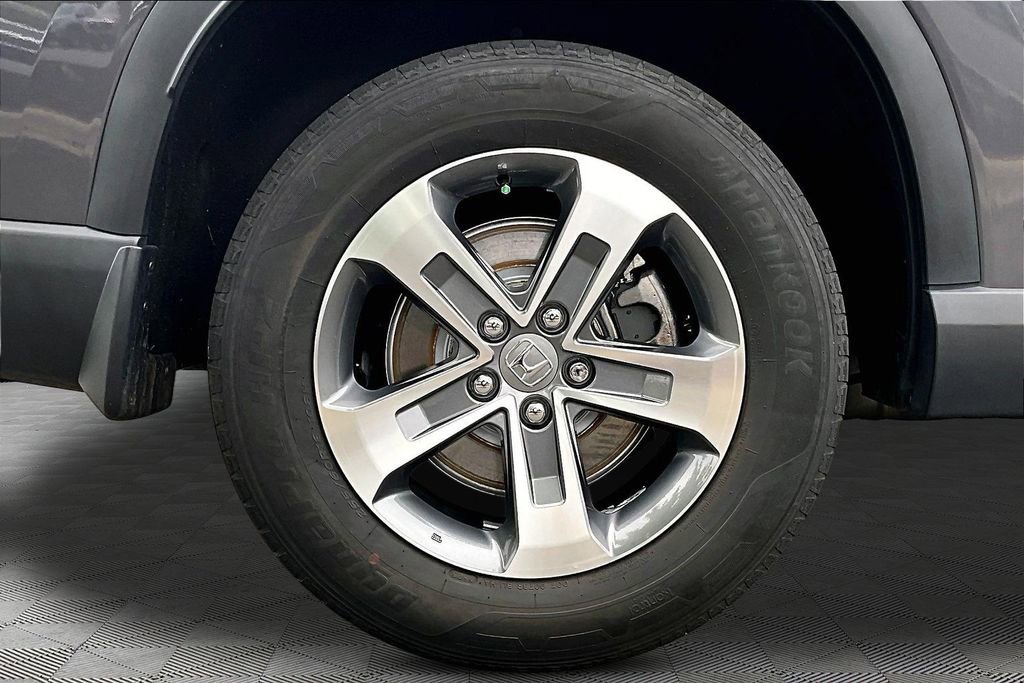 Certified 2025 Honda Pilot EX-L image 22