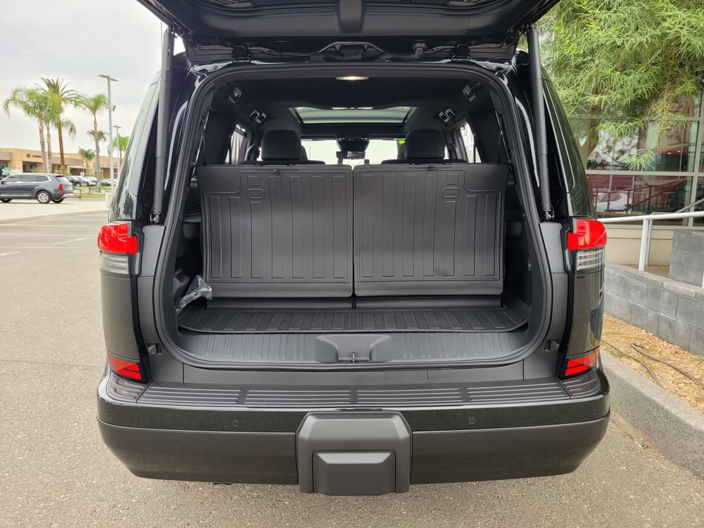 Used 2026 Lexus GX 550 w/ Accessory Package (31) AWD/4WD image 35