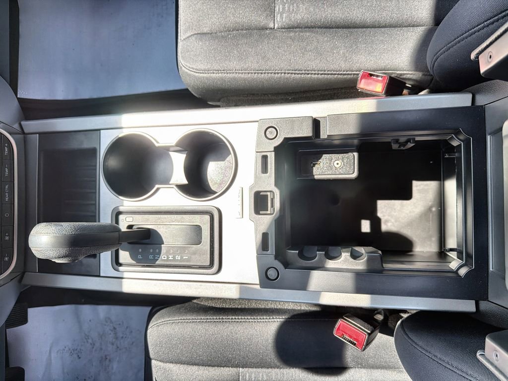 Used 2016 Ford Expedition EL XLT AWD/4WD image 32
