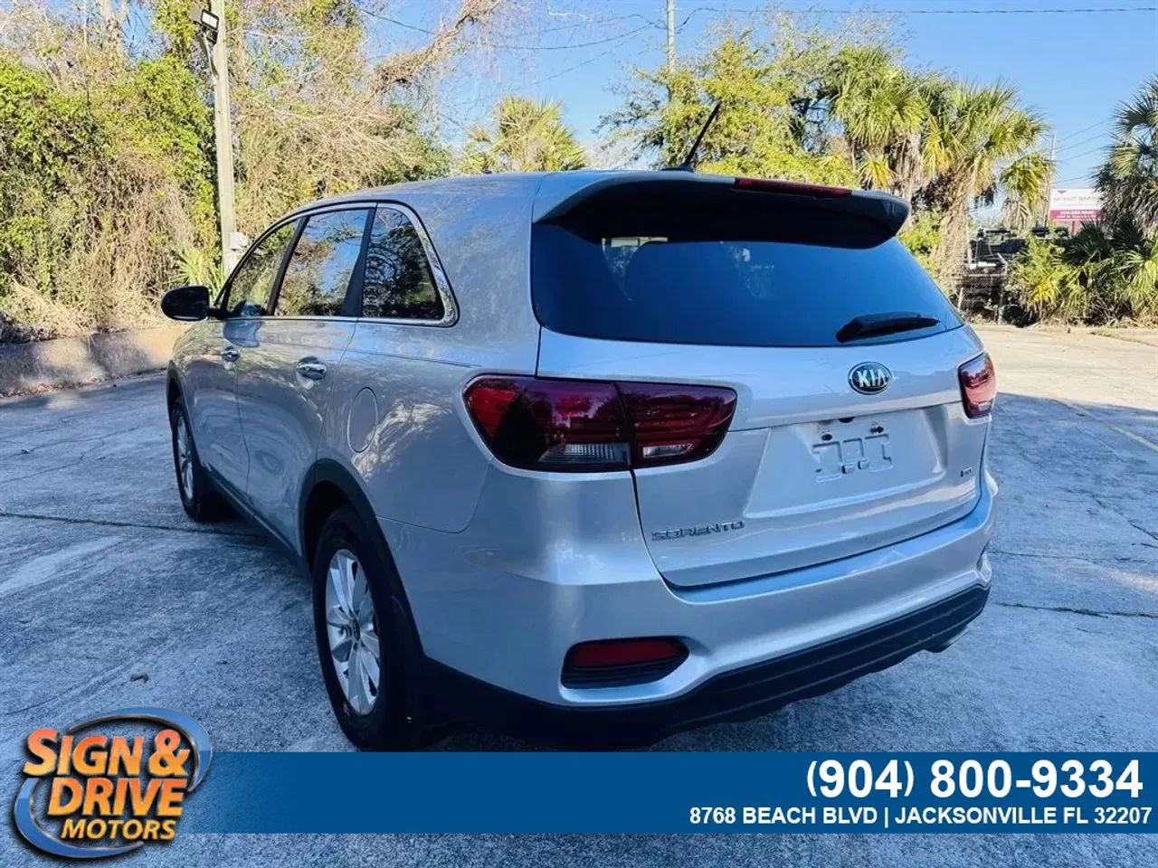 Used 2019 Kia Sorento L FWD image 4