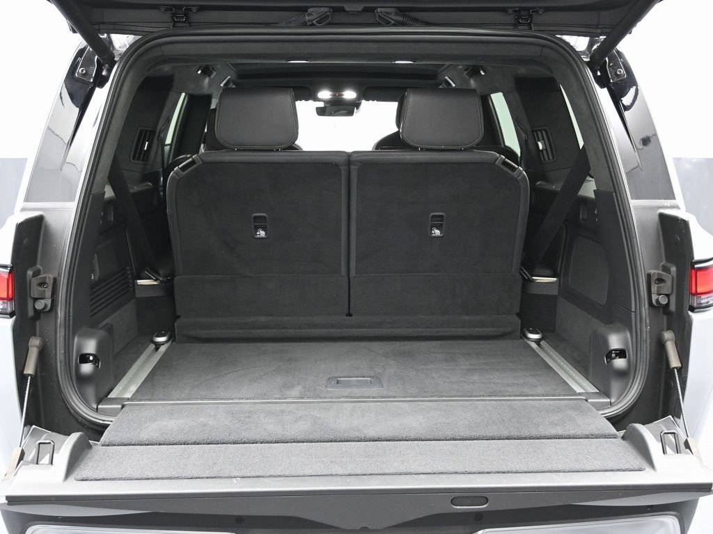 Used 2022 Rivian R1S Launch Edition image 12