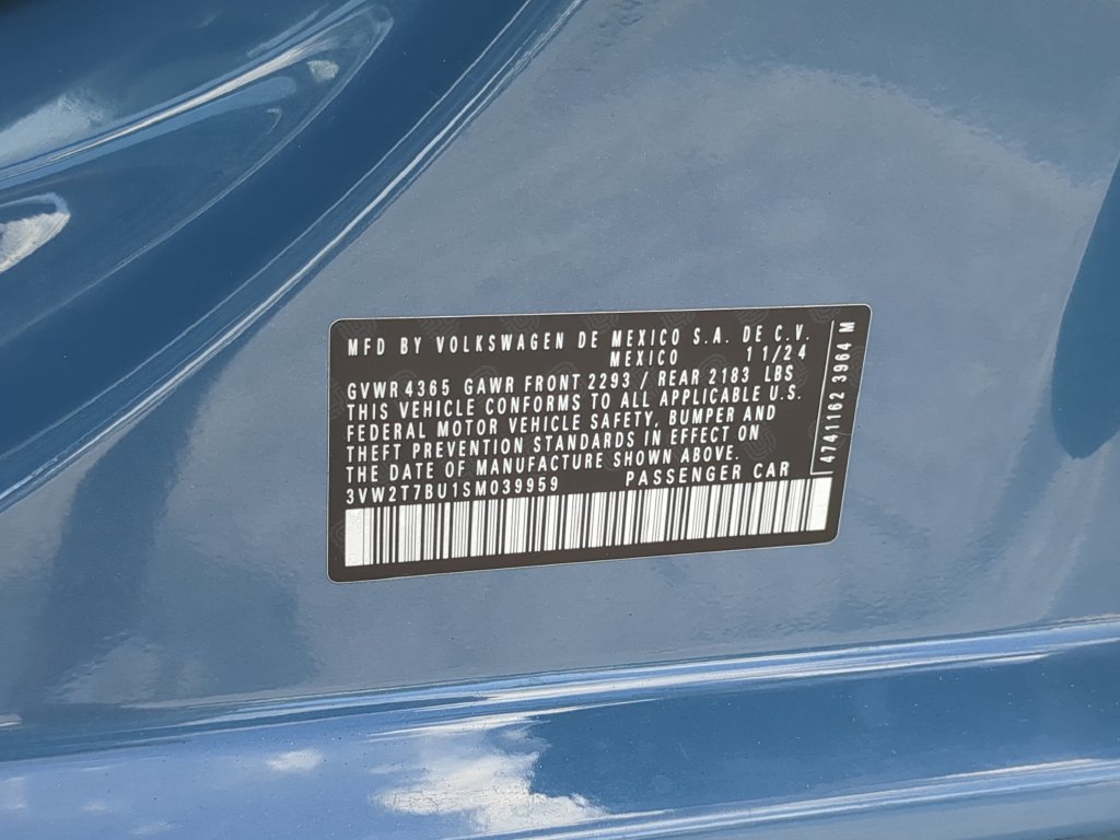 Certified 2025 Volkswagen Jetta GLI Autobahn FWD image 35