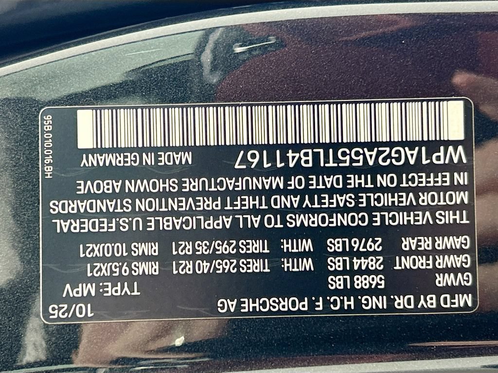 Used 2026 Porsche Macan S AWD/4WD image 36