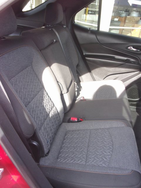 Used 2023 Chevrolet Equinox LT image 31