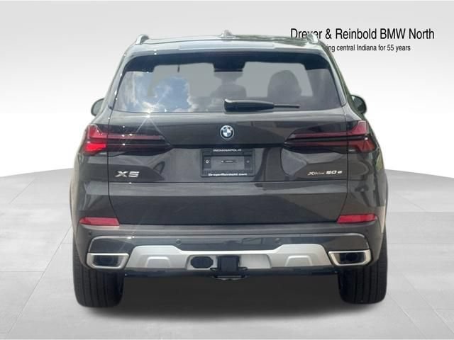 New 2026 BMW X5 xDrive50e w/ Climate Comfort Package AWD/4WD image 6