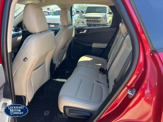 Used 2020 Ford Escape SE image 15