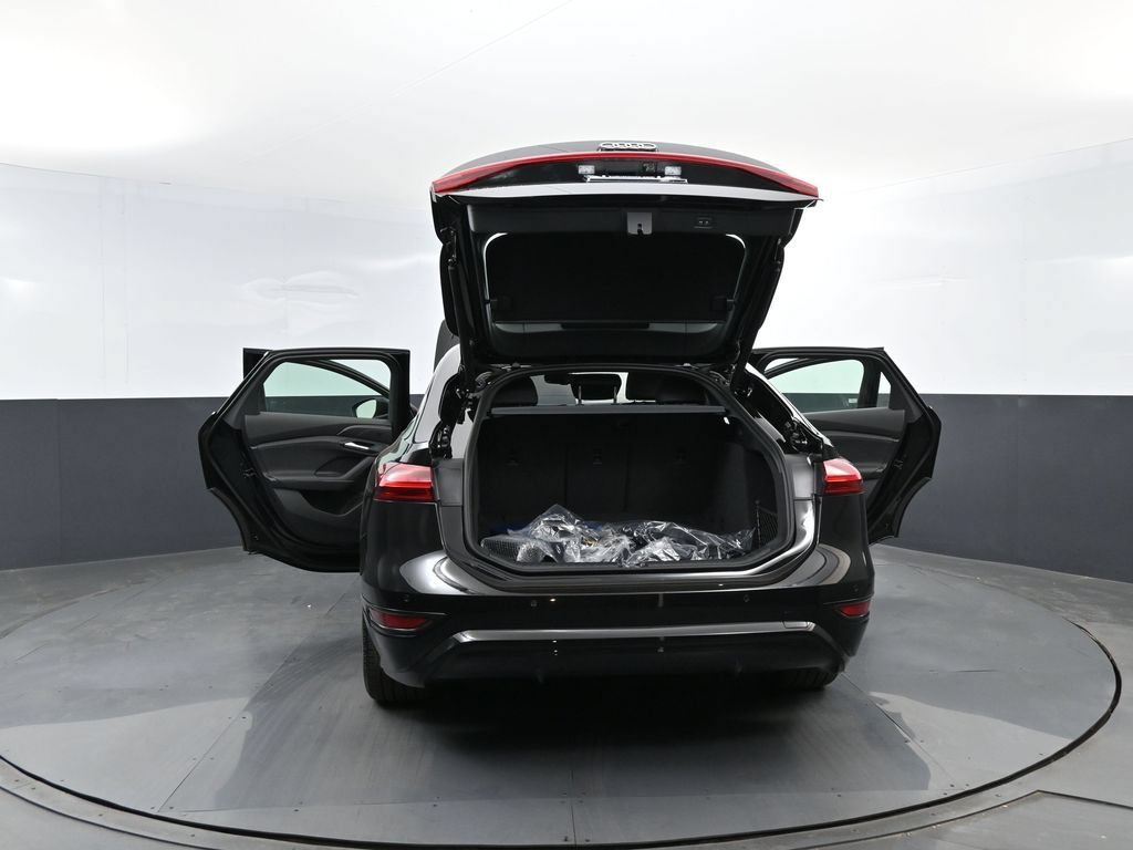 New 2027 Audi A6 e-tron Premium RWD image 26