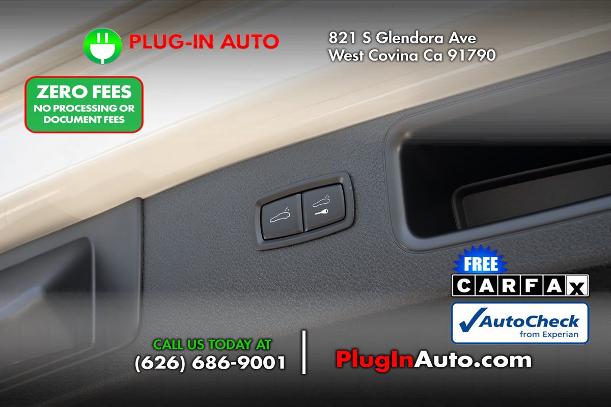 Used 2022 Porsche Macan AWD/4WD image 13
