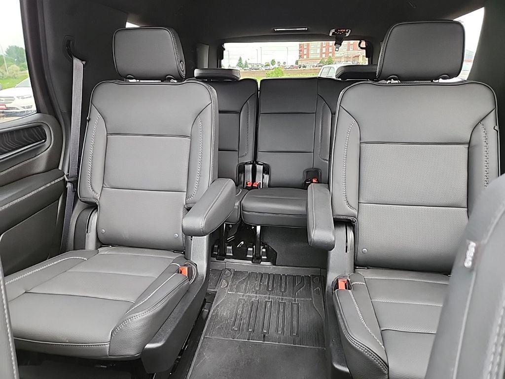 Certified 2024 GMC Yukon Denali w/ Max Trailering Package AWD/4WD image 43
