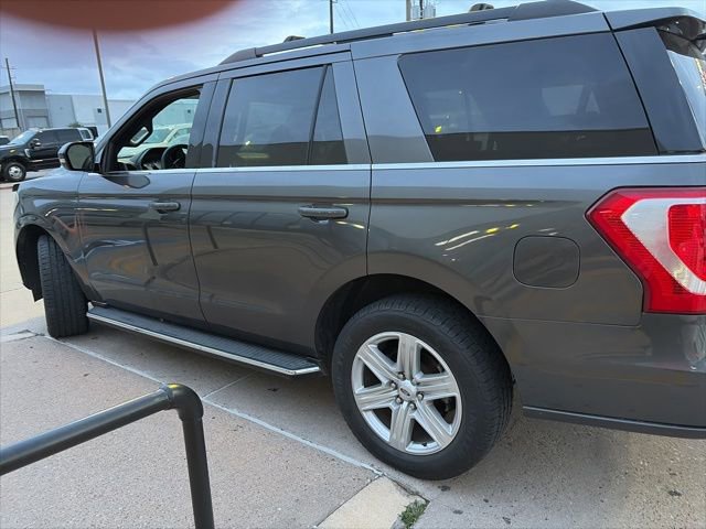 Used 2018 Ford Expedition XLT w/ Equipment Group 202A image 7