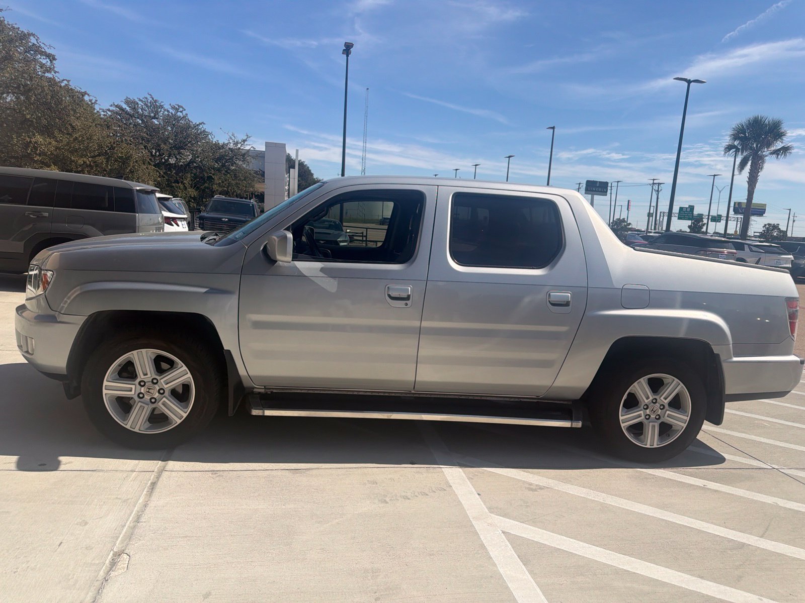 Used 2014 Honda Ridgeline RTL image 8