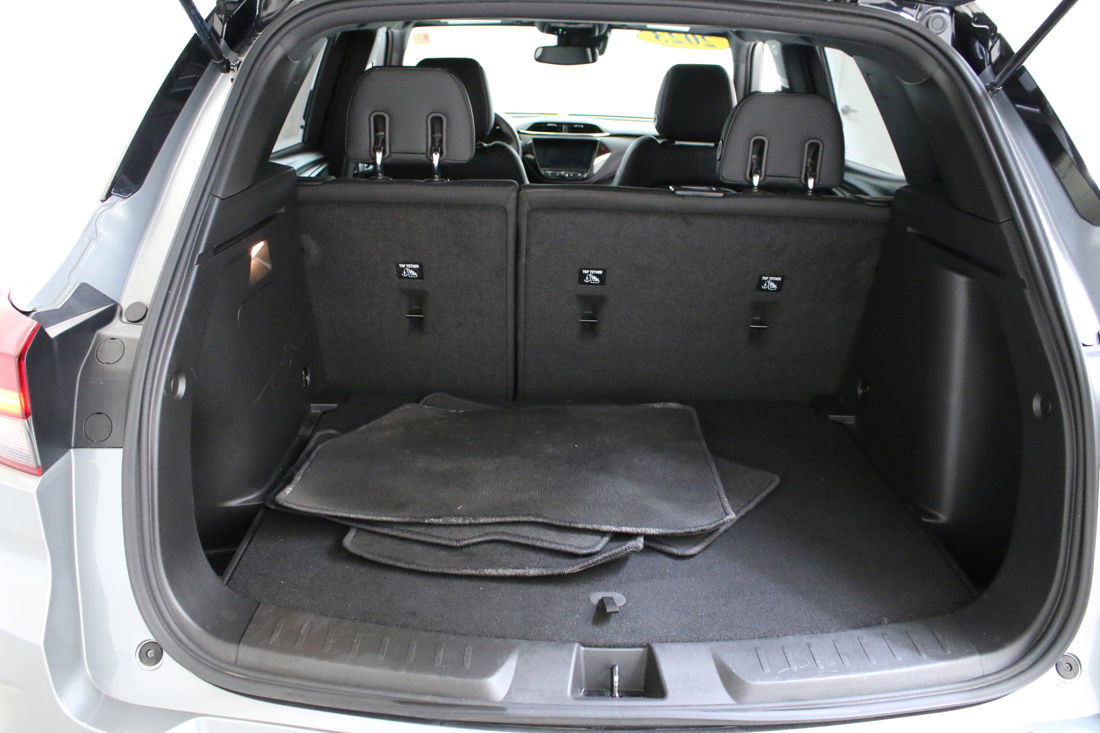 Used 2023 Chevrolet TrailBlazer RS w/ Technology Package image 27