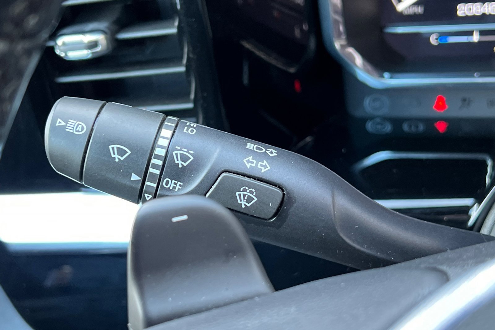 Used 2022 GMC Sierra 1500 Elevation image 32