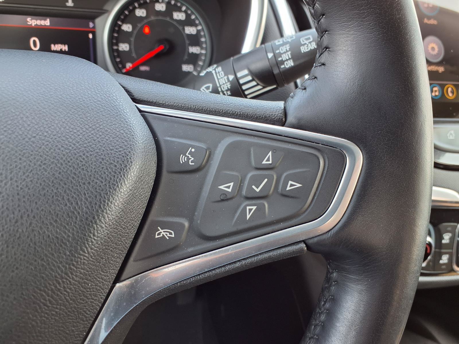 Used 2022 Chevrolet Equinox Premier AWD/4WD image 14