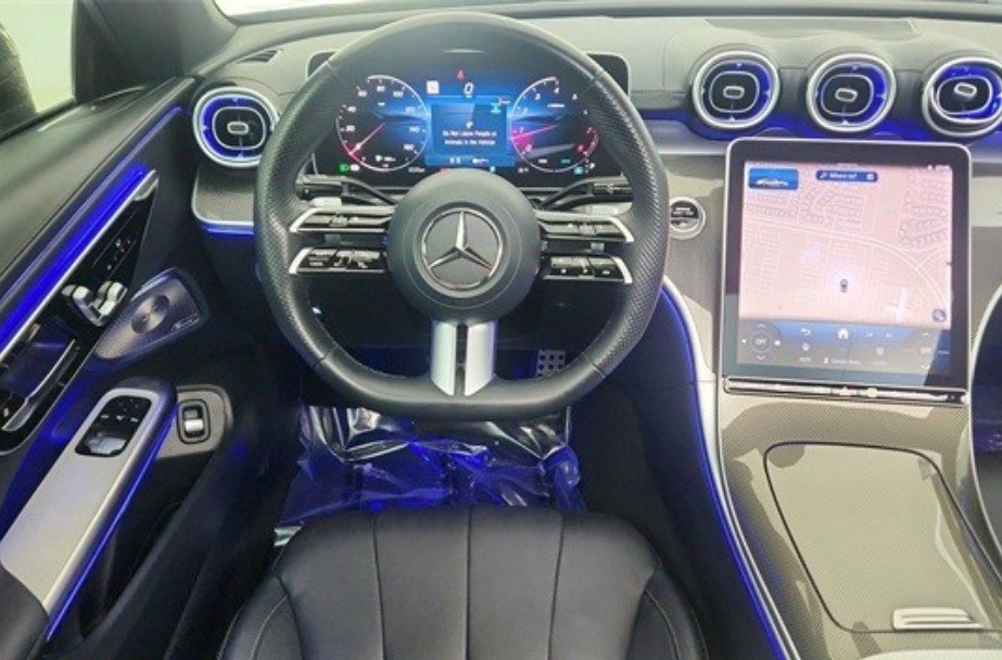 Used 2025 Mercedes-Benz CLE 300 CLE 300 image 11
