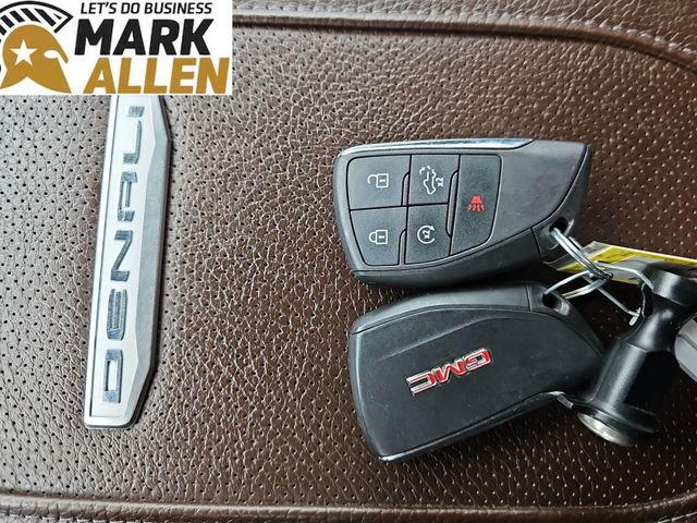 Used 2024 GMC Sierra 3500 Denali AWD/4WD image 35