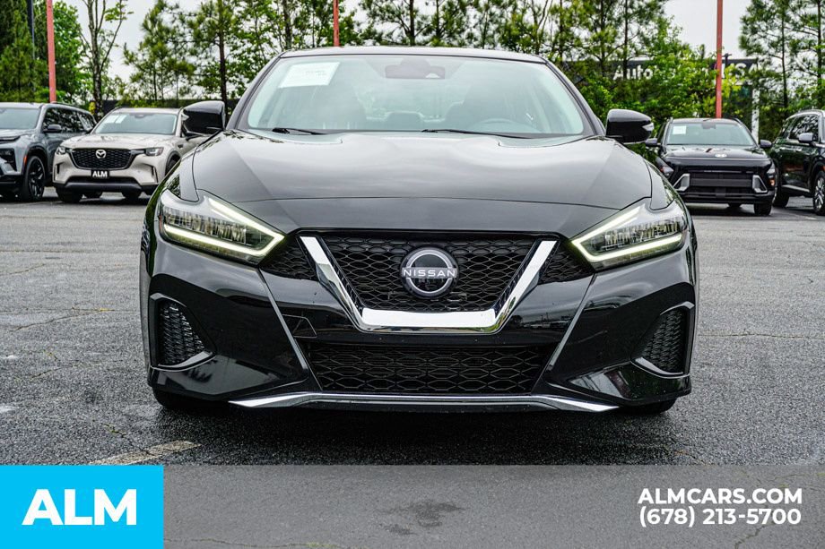 Used 2023 Nissan Maxima SV FWD image 10