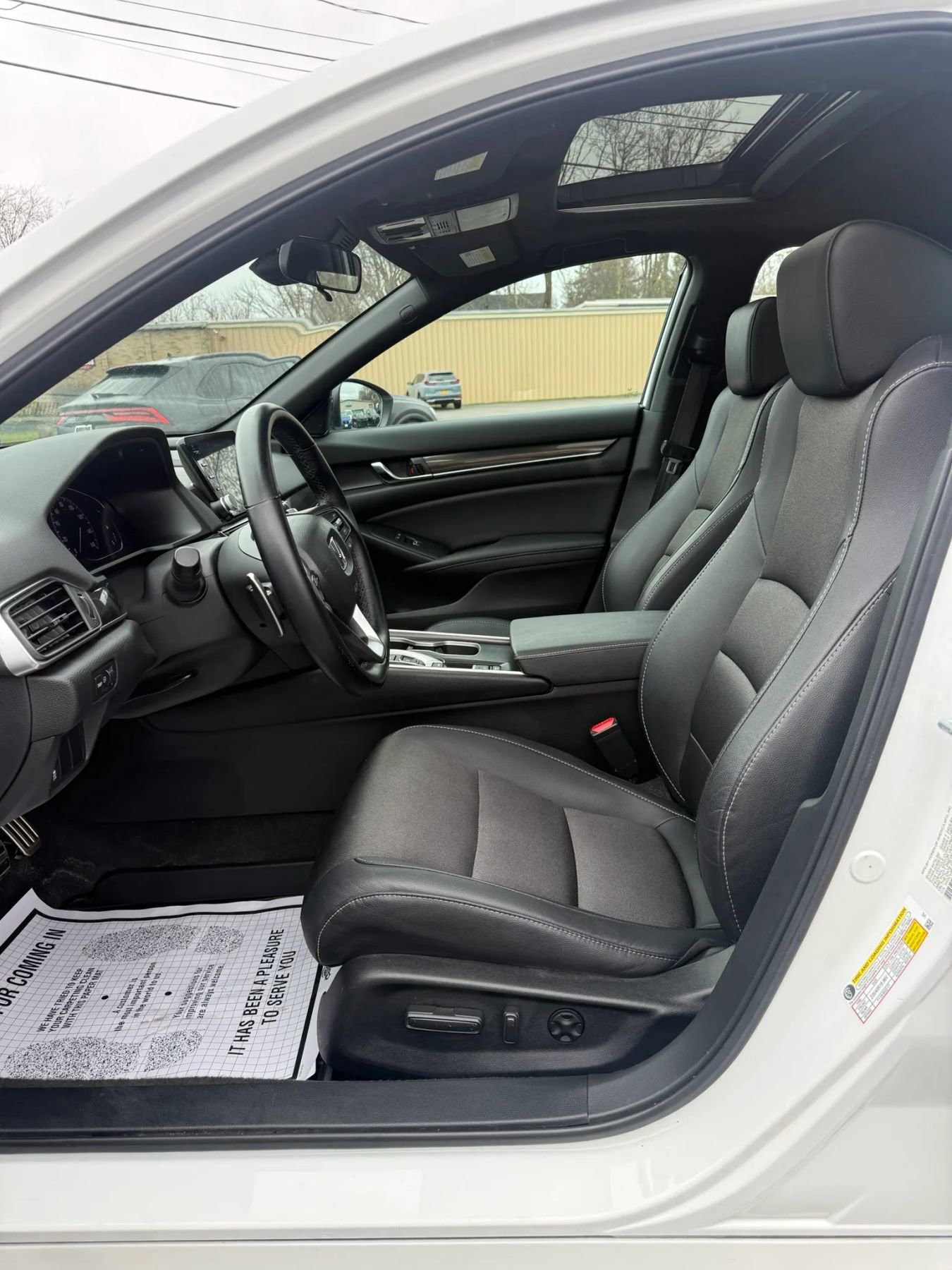 Used 2021 Honda Accord Sport image 14