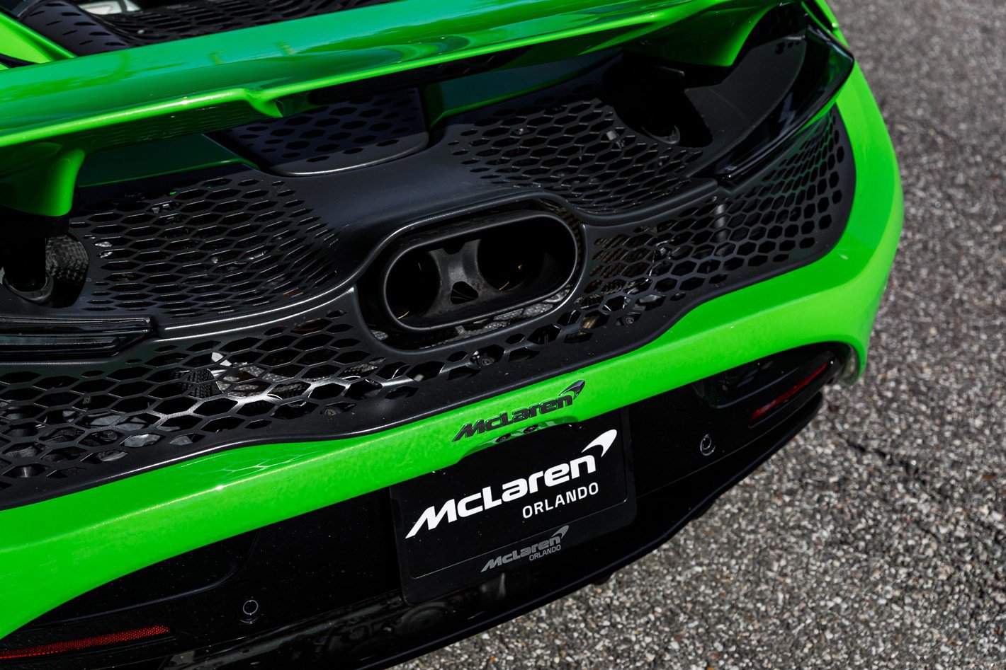 Used 2024 McLaren 750S image 17