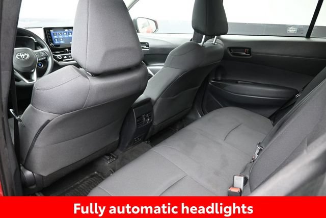 Certified 2022 Toyota Corolla Cross LE w/ Moonroof Package AWD/4WD image 16