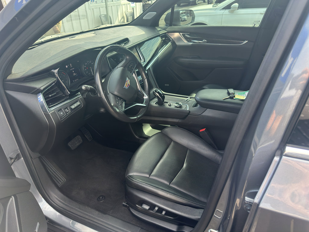 Used 2020 Cadillac XT6 Premium Luxury image 5