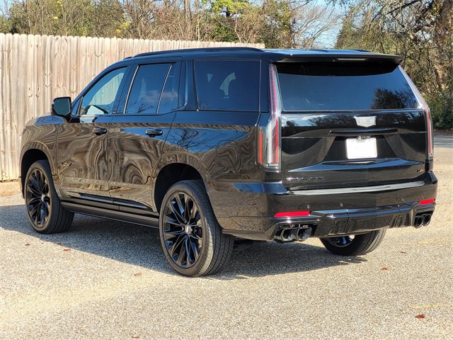 Used 2025 Cadillac Escalade V w/ LPO, ONYX Package image 6