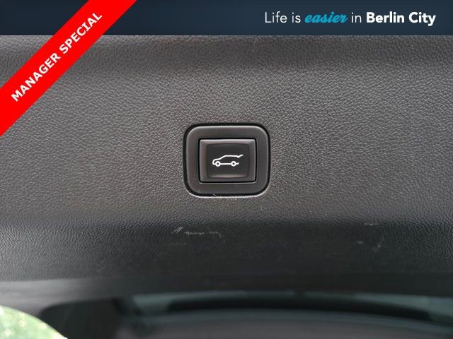 Used 2023 Chevrolet Tahoe LT image 12